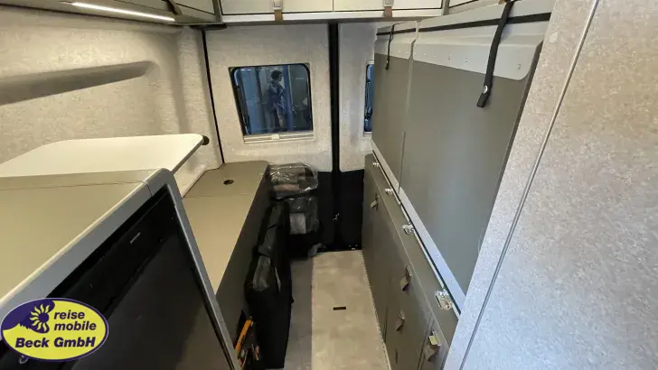 Fahrzeugbild Hymer Camper Van Grand Canyon S CrossOver #13