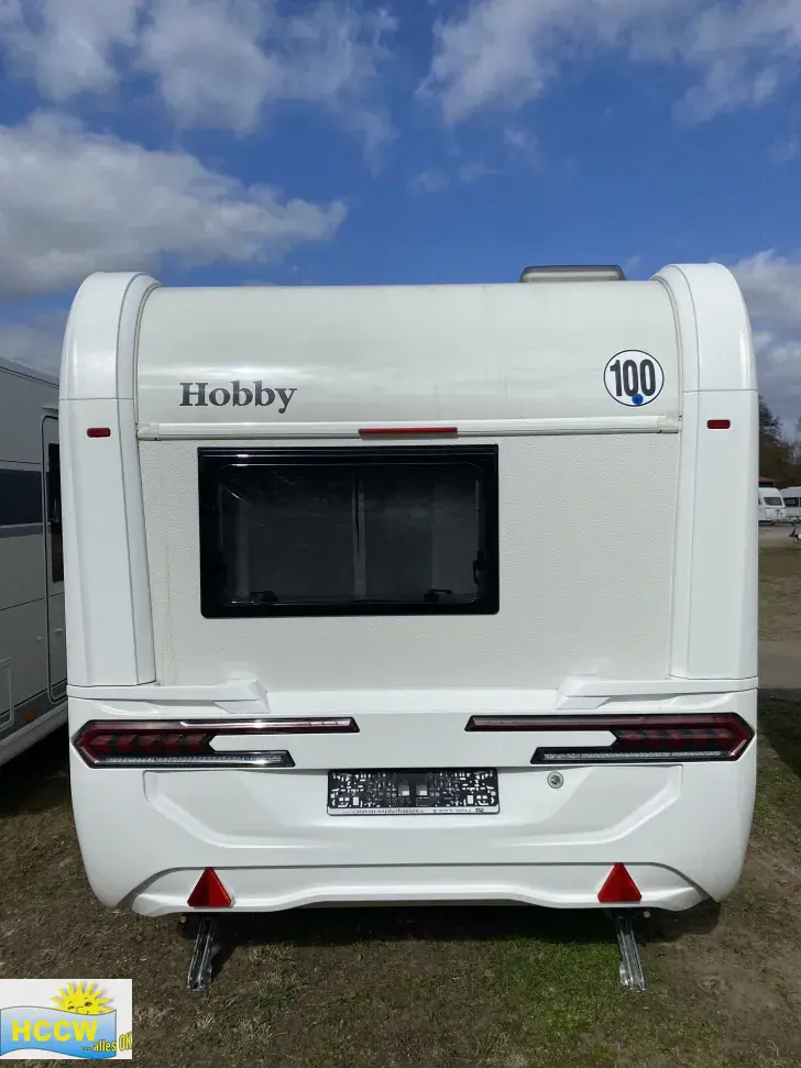 Frontal Hinten Hobby OnTour 390 SF