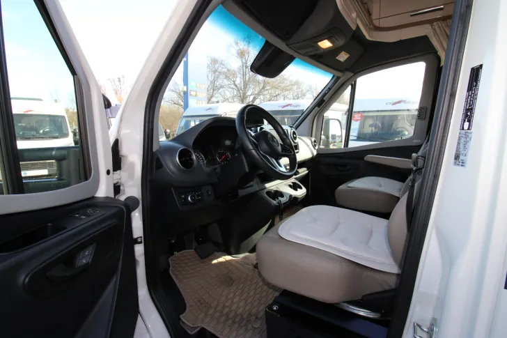 Fahrzeugbild Carthago c-tourer T 148 LE H Comfort #12