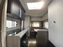 Sicht vorne-hinten Hobby OnTour 390 SF