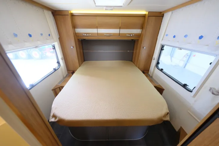 Fahrzeugbild Dethleffs Magic Edition I DBM White/1.Hand/Queensbett+Hubb #11