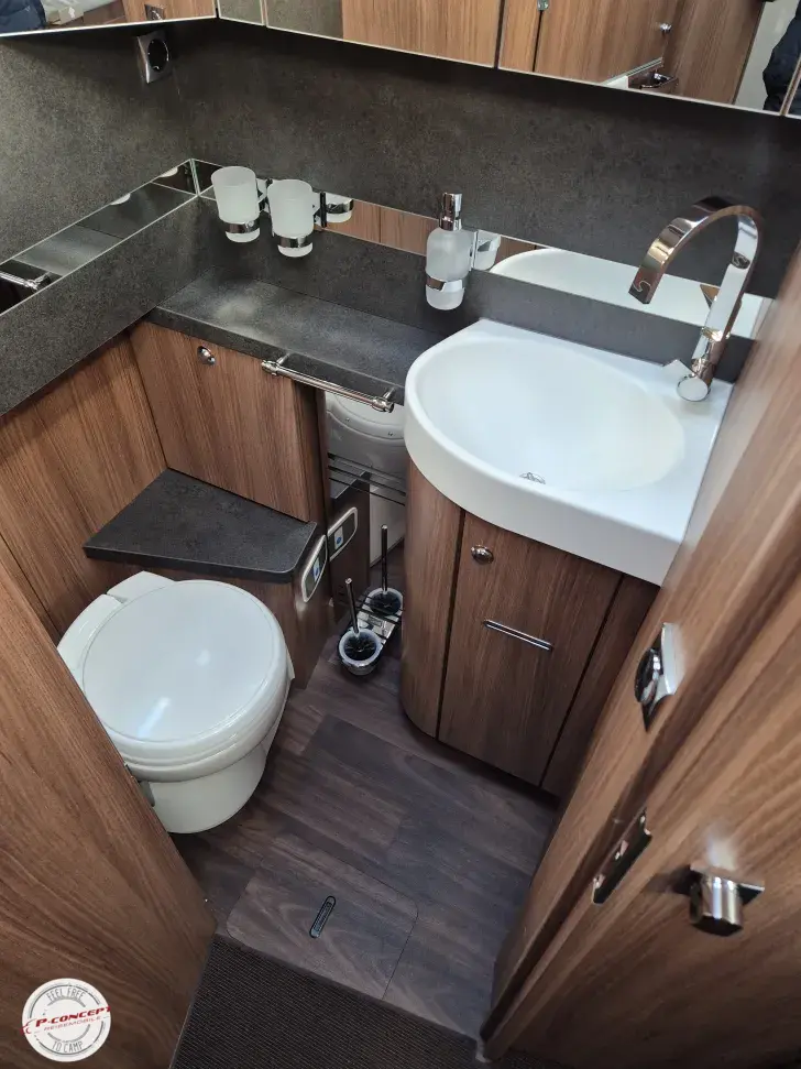 Fahrzeugbild Carthago chic e-line I 50 LE DA 2026 Listenpreis: 243.500€ #26