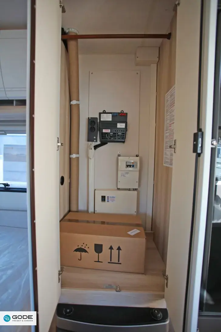 Fahrzeugbild Hobby De Luxe 490 KMF/MEGA DEAL/Schnäppchen #14