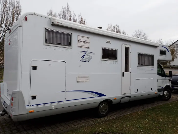 Fahrzeugbild Bürstner A-Modell A 850-2 mit kompletter Wartu #2