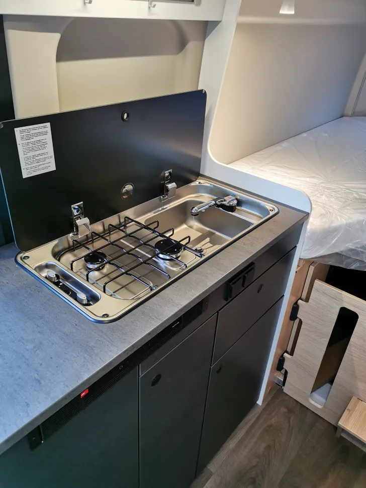 Fahrzeugbild Sunlight Camper Van Cliff 640 Anhängerkupplung+1.Hand #11