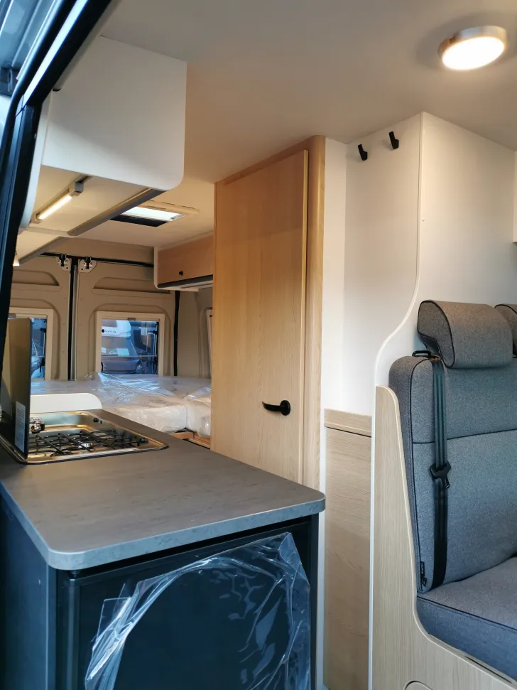 Fahrzeugbild Sunlight Camper Van Cliff 640 Anhängerkupplung+1.Hand #14