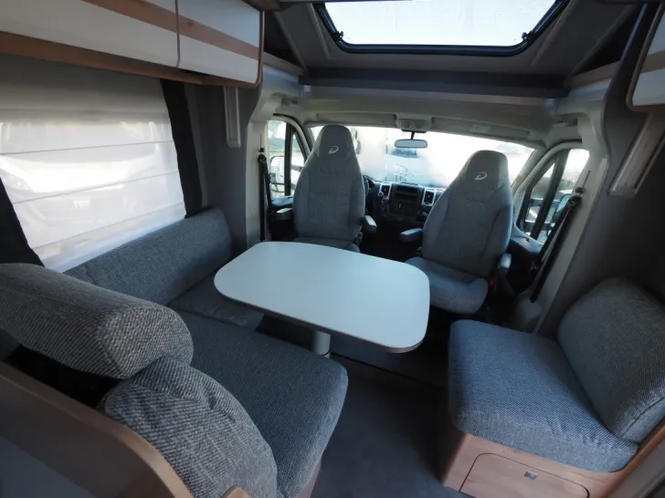 Fahrzeugbild Dethleffs Just Camp T 7052 DBM, SAT/TV, Markise, uvm. #5