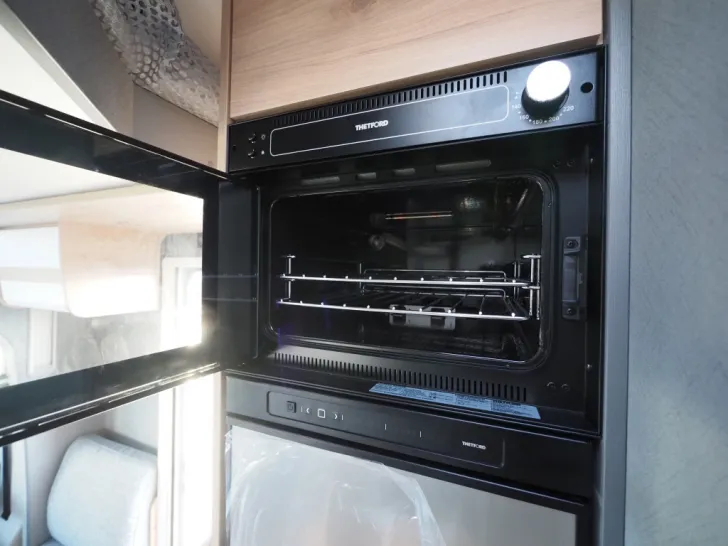 Fahrzeugbild Dethleffs Just Camp T 7052 DBM, SAT/TV, Markise, uvm. #13