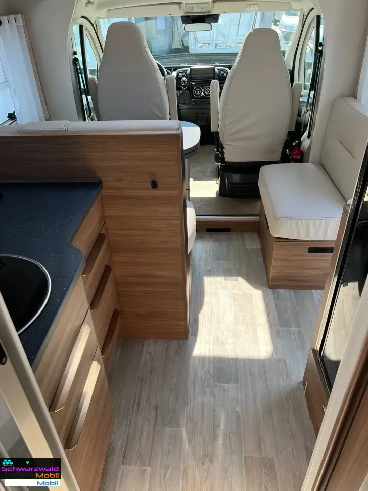 Fahrzeugbild Pilote P740GJ EXPRESSION autom. Tageszulassung #3