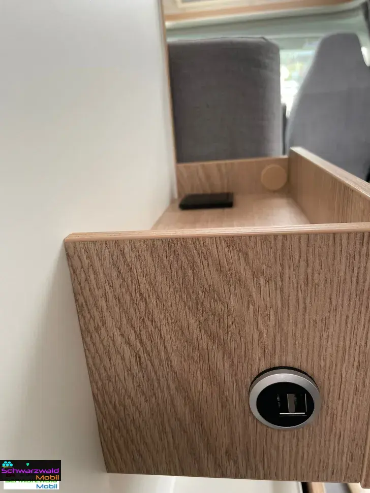 Fahrzeugbild Joa Camp 75Q 165PS Tischumbau, Navi, 5. Sitz usw. #12