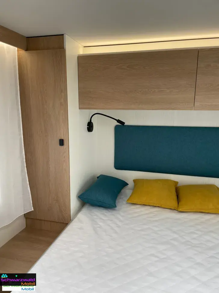 Fahrzeugbild Joa Camp 75Q 165PS Tischumbau, Navi, 5. Sitz usw. #14