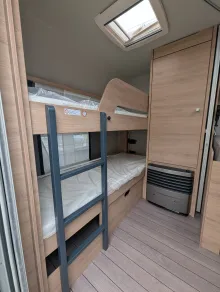 Fahrzeugbild Knaus Südwind 540 FDK Black Selection 1.800 kg - 4063 #6