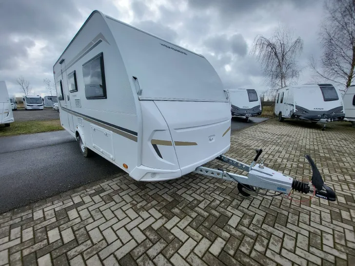 Frontal Vorne Weinsberg CaraOne 480 EU 3 Pakete/1500kg/Serviceklappe