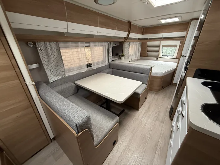 Fahrzeugbild Hobby De Luxe 560 KMFe Gepflegt, kaum genut #4