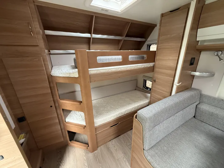 Fahrzeugbild Hobby De Luxe 560 KMFe Gepflegt, kaum genut #8