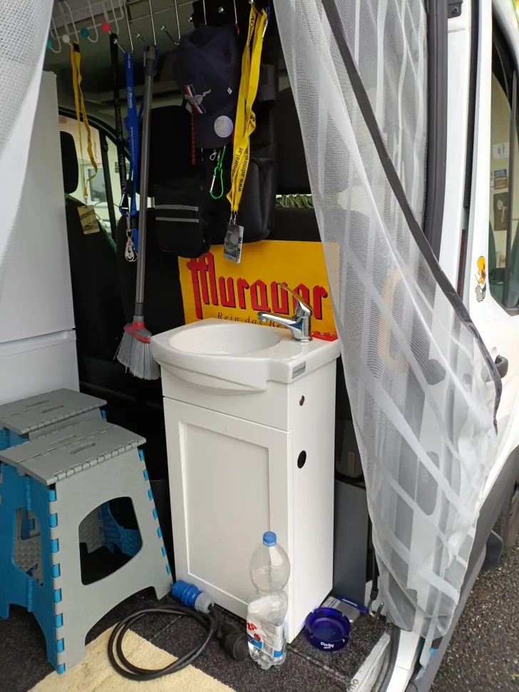 Fahrzeugbild Ford Transit 2,2 I TCDi Duratorq #9