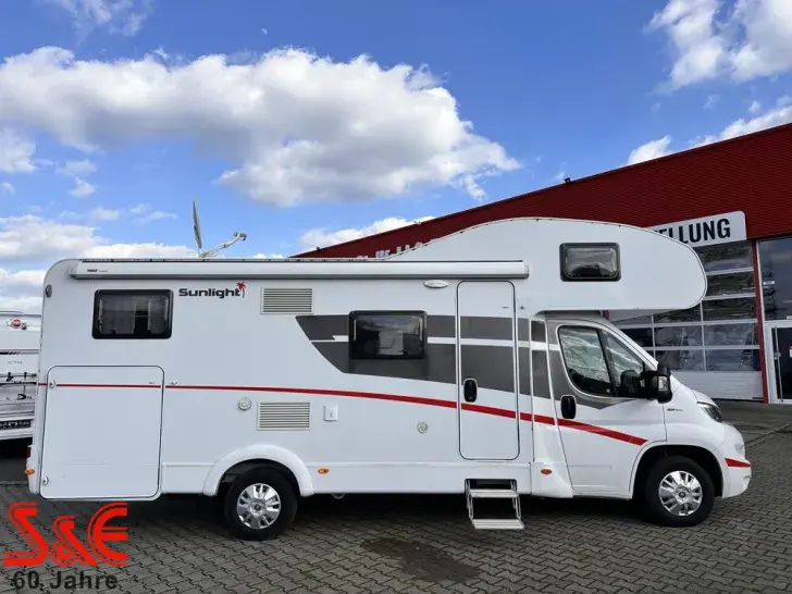 Fahrzeugbild Sunlight A 70 #1