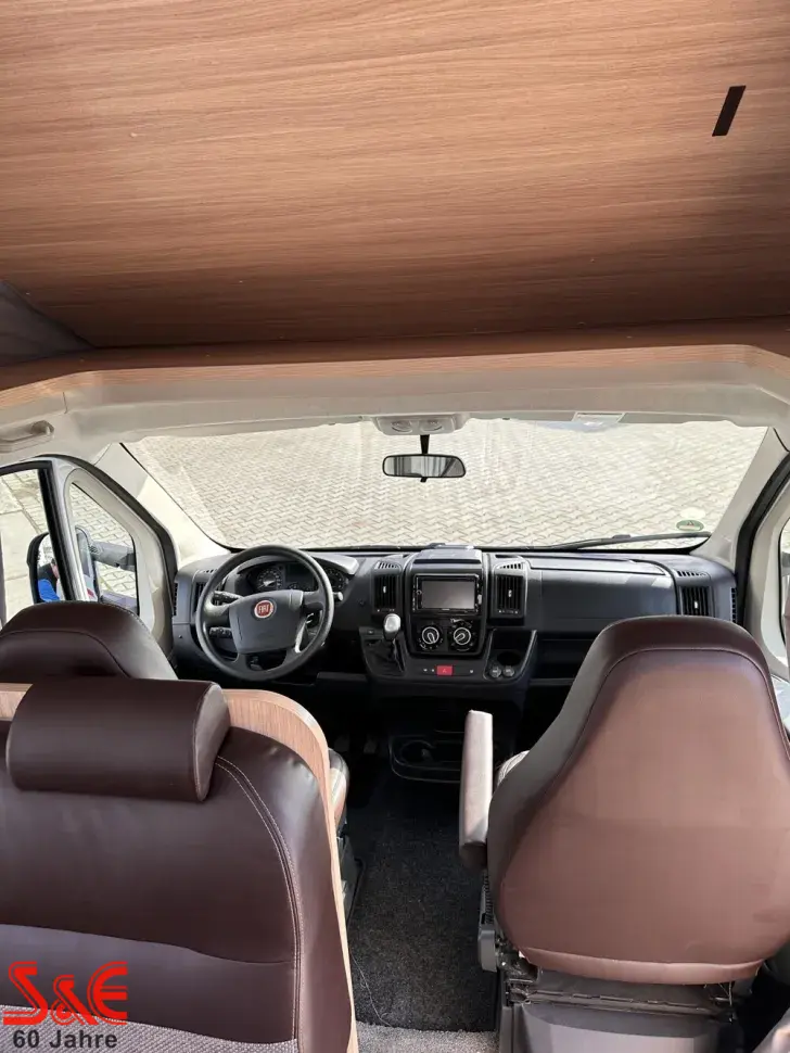 Fahrzeugbild Sunlight A 70 #7