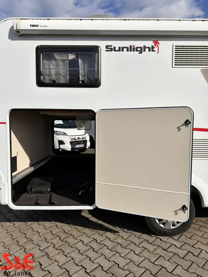 Fahrzeugbild Sunlight A 70 #9