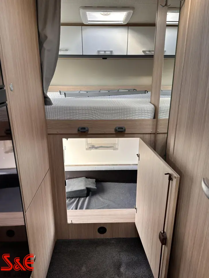 Fahrzeugbild Sunlight A 70 #11