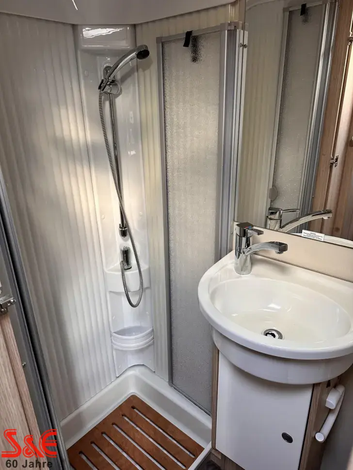 Fahrzeugbild Sunlight A 70 #19