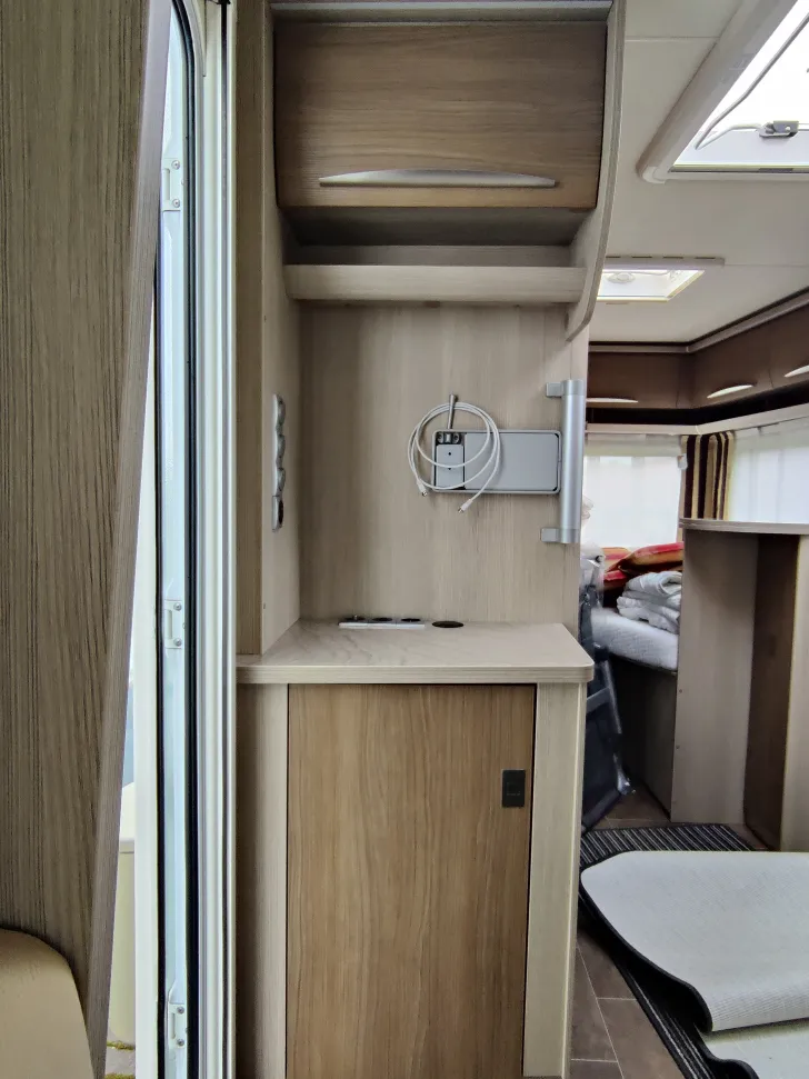 Fahrzeugbild Bürstner Averso 465 TS Super Zustand, wie N #9