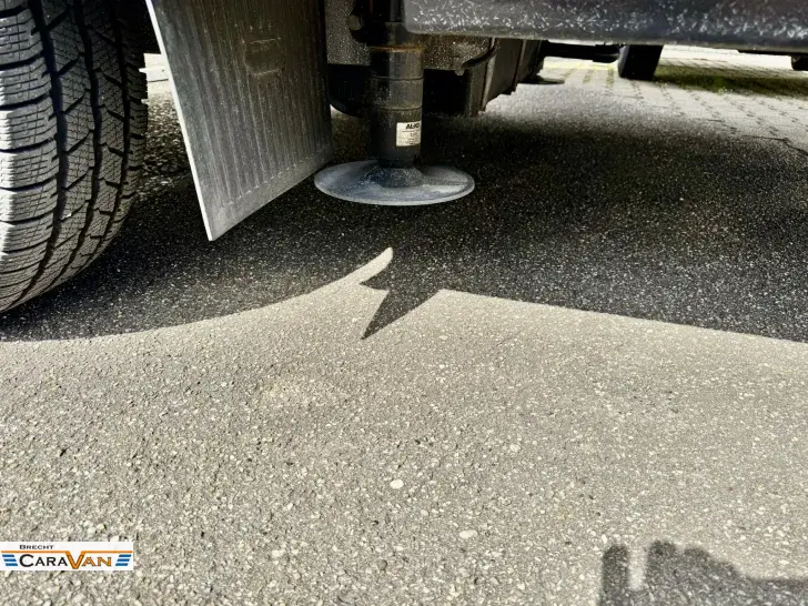 Fahrzeugbild Hymer B-Klasse 598 PremiumLine Stützen/Klima/GFK #9