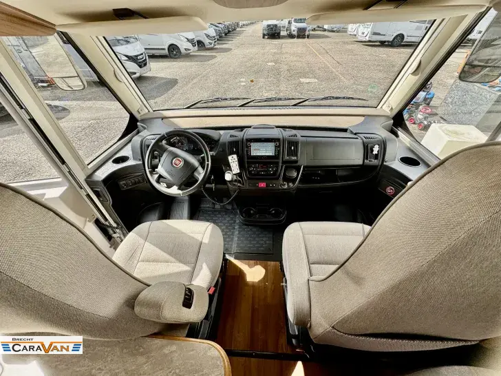 Fahrzeugbild Hymer B-Klasse 598 PremiumLine Stützen/Klima/GFK #16