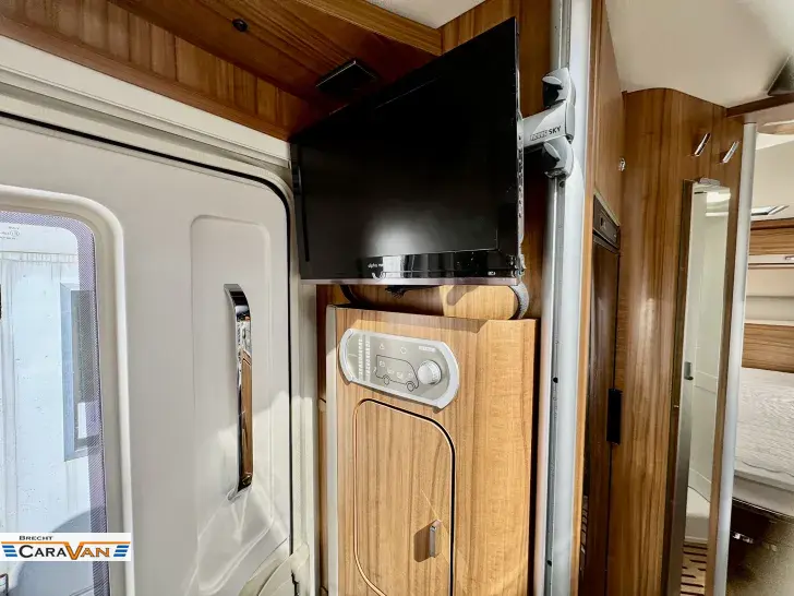 Fahrzeugbild Hymer B-Klasse 598 PremiumLine Stützen/Klima/GFK #17