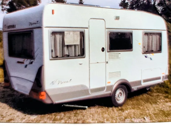 Fahrzeugbild Hymer Eriba Nova 460 Garagen gepflegt #2