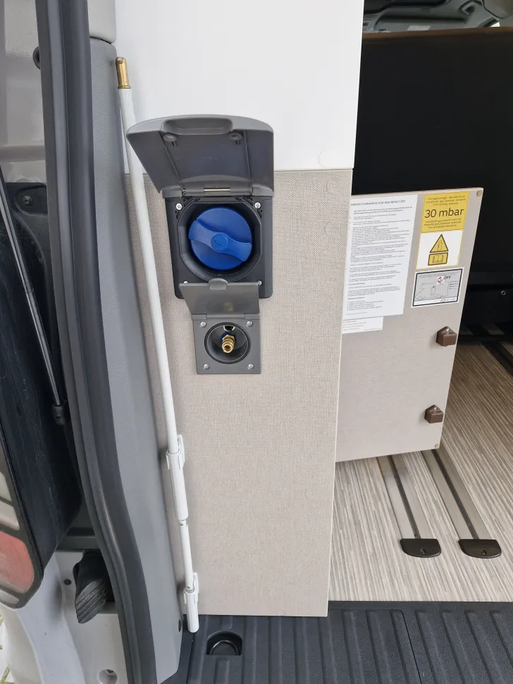 Fahrzeugbild Bürstner Copa C 500 Neuwertig #6