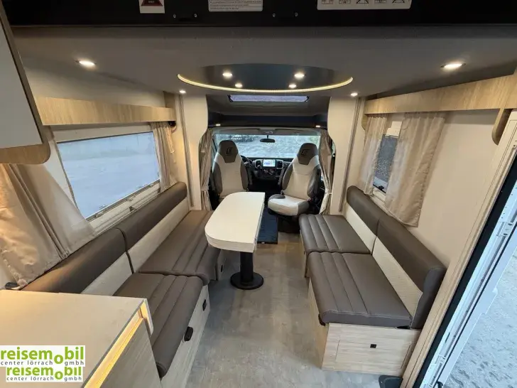 Fahrzeugbild Challenger 260 Ultimate Edition #7