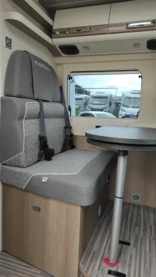 Sitzgruppe Malibu Van Compact 540 DB Fiat 140 PS Automatik-2209