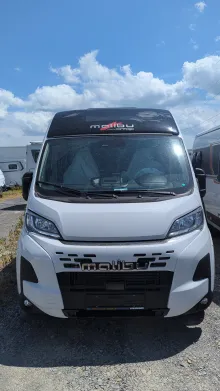 Frontal Vorne Malibu Van Comfort 640 LE charming GT skyview Fiat 140 PS / Automatik 2283