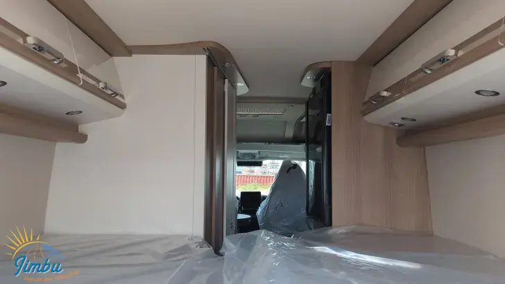 Frontal Hinten Malibu Van Comfort 640 LE charming GT skyview Fiat 140 PS / Automatik 2283
