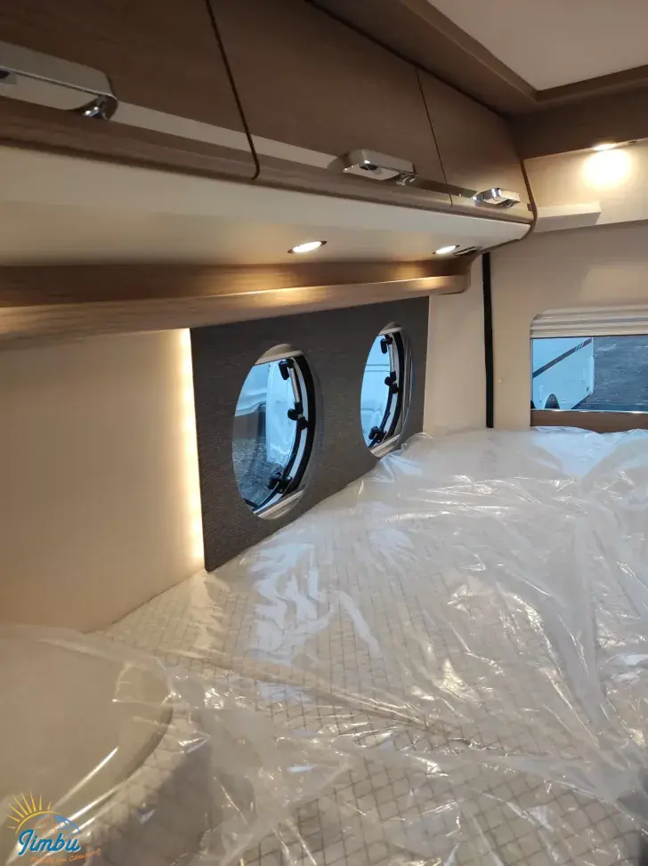 Fahrzeugbild Malibu Van First Class - Two Rooms 640 LE RB charming GT skyview Autom.-AHK-2224 #16