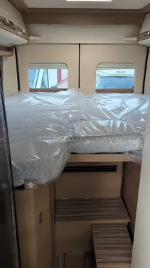 Weitere Betten Malibu Van Comfort 640 LE charming coupé Fiat 180 PS/Automatik/AHK-2220