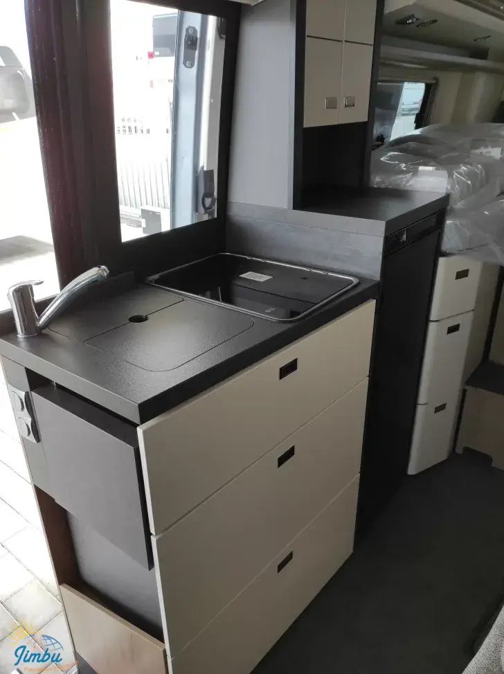 Fahrzeugbild Malibu genius 641 LE Mercedes 170PS | Auto. 2261 #10