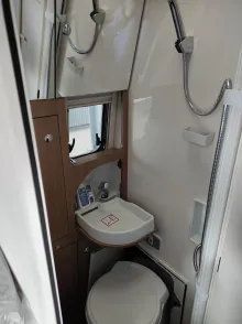 Fahrzeugbild Malibu genius 641 LE Mercedes 170PS | Auto. 2261 #12