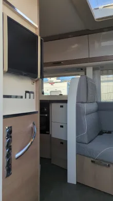 Sicht vorne-hinten Malibu T 460 LE 180 PS Automatik, 621 - 2078
