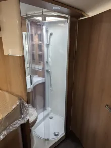 Fahrzeugbild Malibu I 430 LE 140 PS / Schalter, 581 - 2113 #19