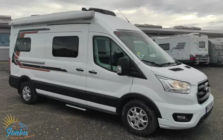 Schräg Vorne Weinsberg CaraBus 600 MQ 130 PS Automatik 1060-105