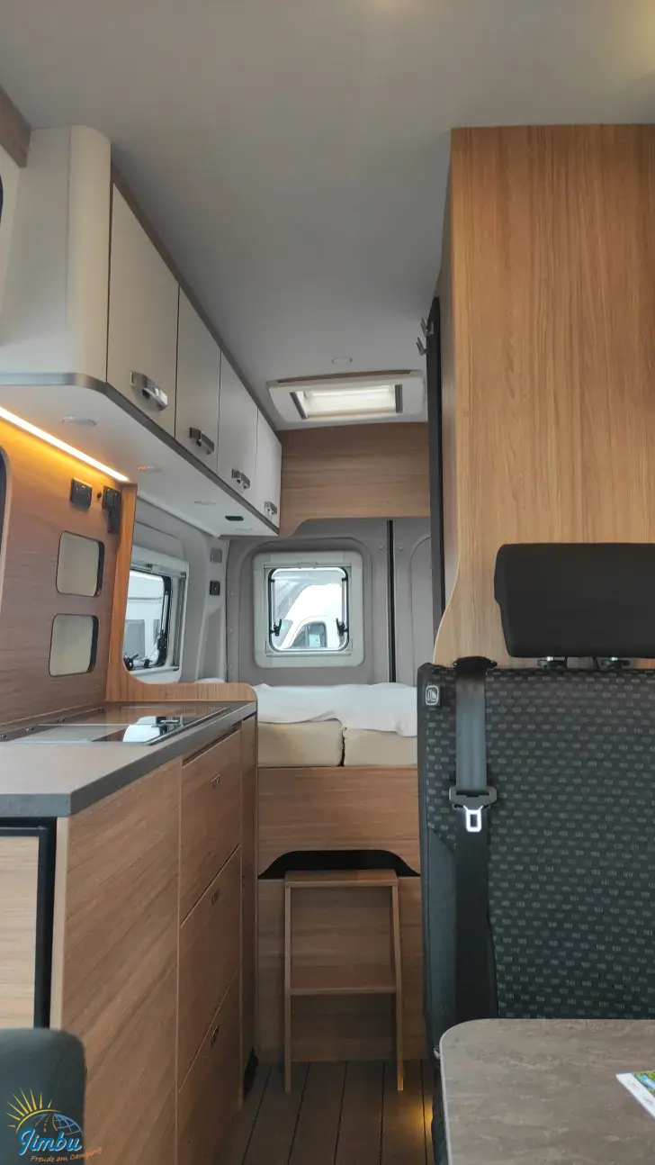 Sicht vorne-hinten Weinsberg CaraBus 600 MQ 130 PS Automatik 1060-105