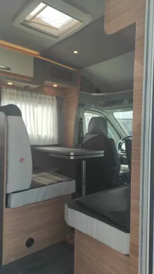 Sitzgruppe Weinsberg CaraLoft 650 MF 155 PS / Schalter, S611 - 1096