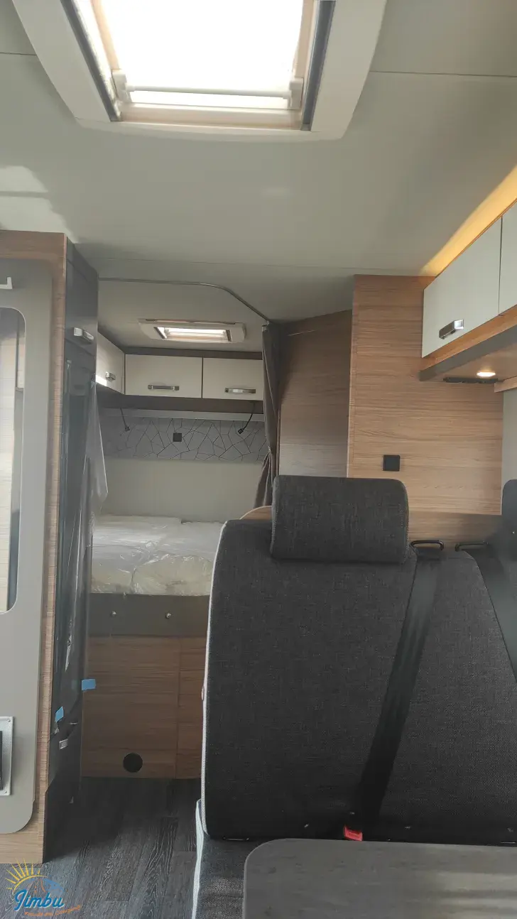 Fahrerhaus Weinsberg CaraLoft 650 MF 155 PS / Schalter, S611 - 1096