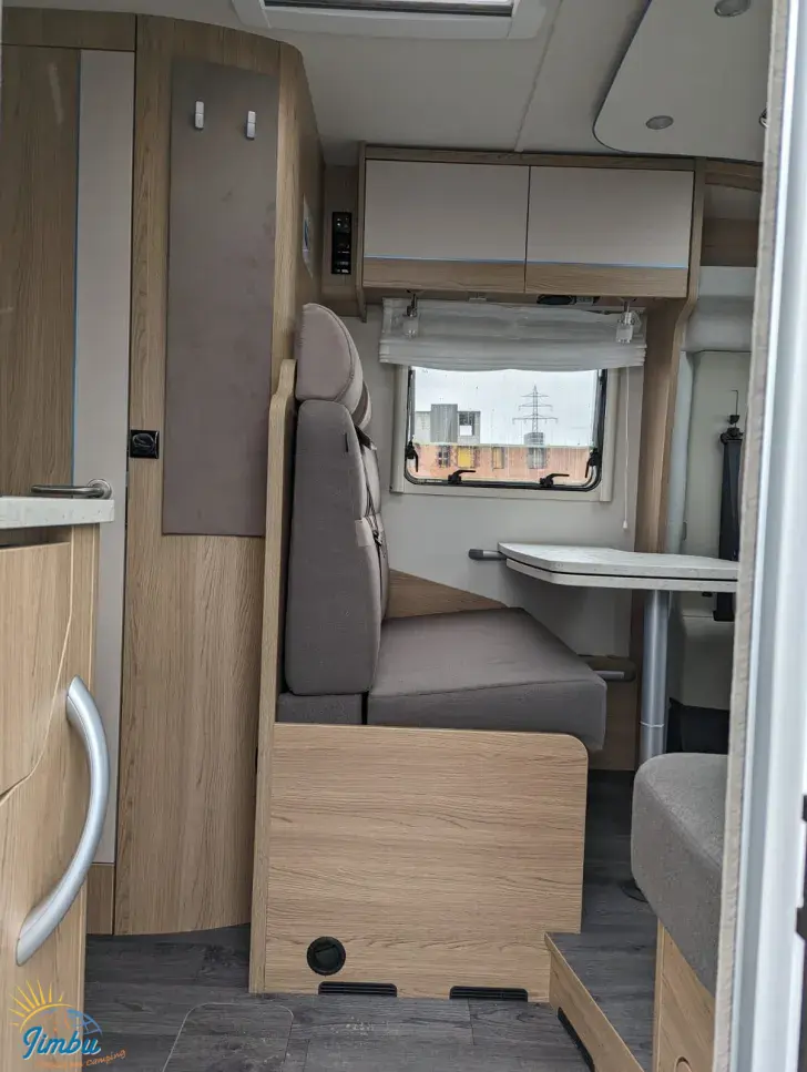 Fahrzeugbild LMC Cruiser V 646 G 180 PS/Automatik, 625 - 3048 #12