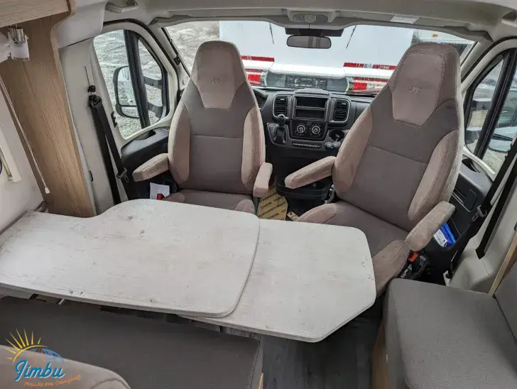 Fahrzeugbild LMC Cruiser V 646 G 180 PS/Automatik, 625 - 3048 #15