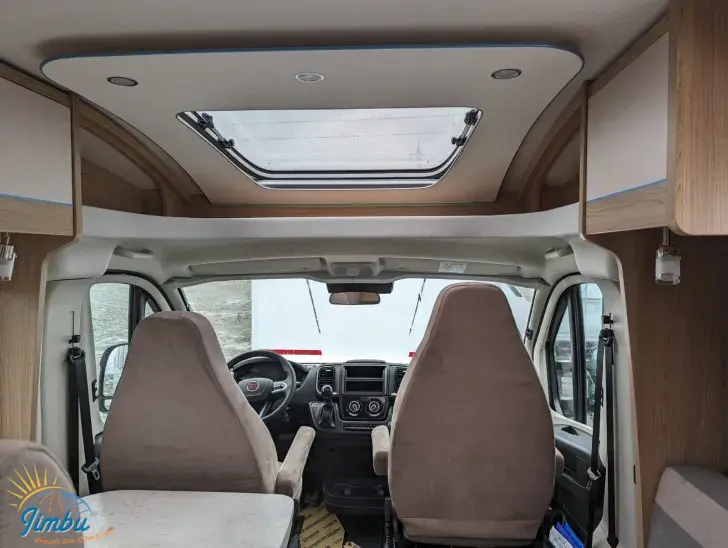 Fahrzeugbild LMC Cruiser V 646 G 180 PS/Automatik, 625 - 3048 #24