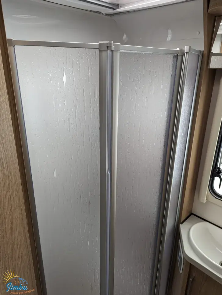 Fahrzeugbild LMC Cruiser V 646 G 180 PS/Automatik, 625 - 3048 #32