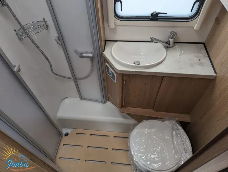 Fahrzeugbild LMC Cruiser V 646 G 180 PS/Automatik, 625 - 3048 #34